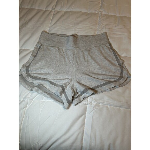 ATHLETA Breathe Shortie Short in Jersey Knit Medium - Picture 1 of 7